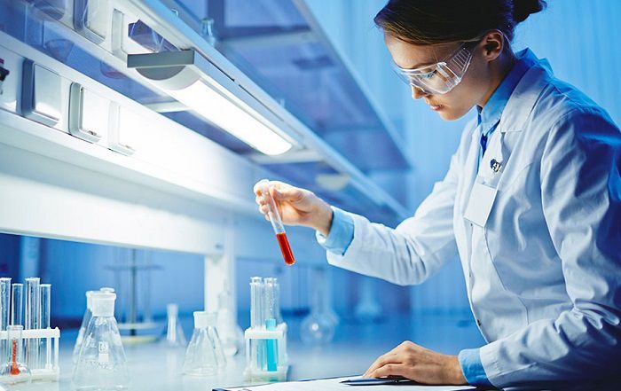 کاربرد تکنولوژی قالب زنی مولکولی در استخراج آنالیت های ریز مقدار از نمونه های بیولوژیکی و محیطی