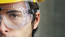 خطرات مرتبط با چشم و صورت در محیط کار و وسایل حفاظت فردی