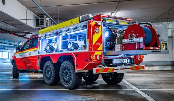 تجهیزات خودروهای واکنش اضطراری 2 تجهیزات ماشین آتش نشانی