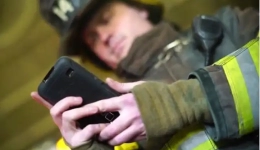 پیامدهای حضور مستمر آتشنشانان در شبکه های اجتماعی 2 پیامدهای حضور مستمر آتشنشانان در شبکه های اجتماعی